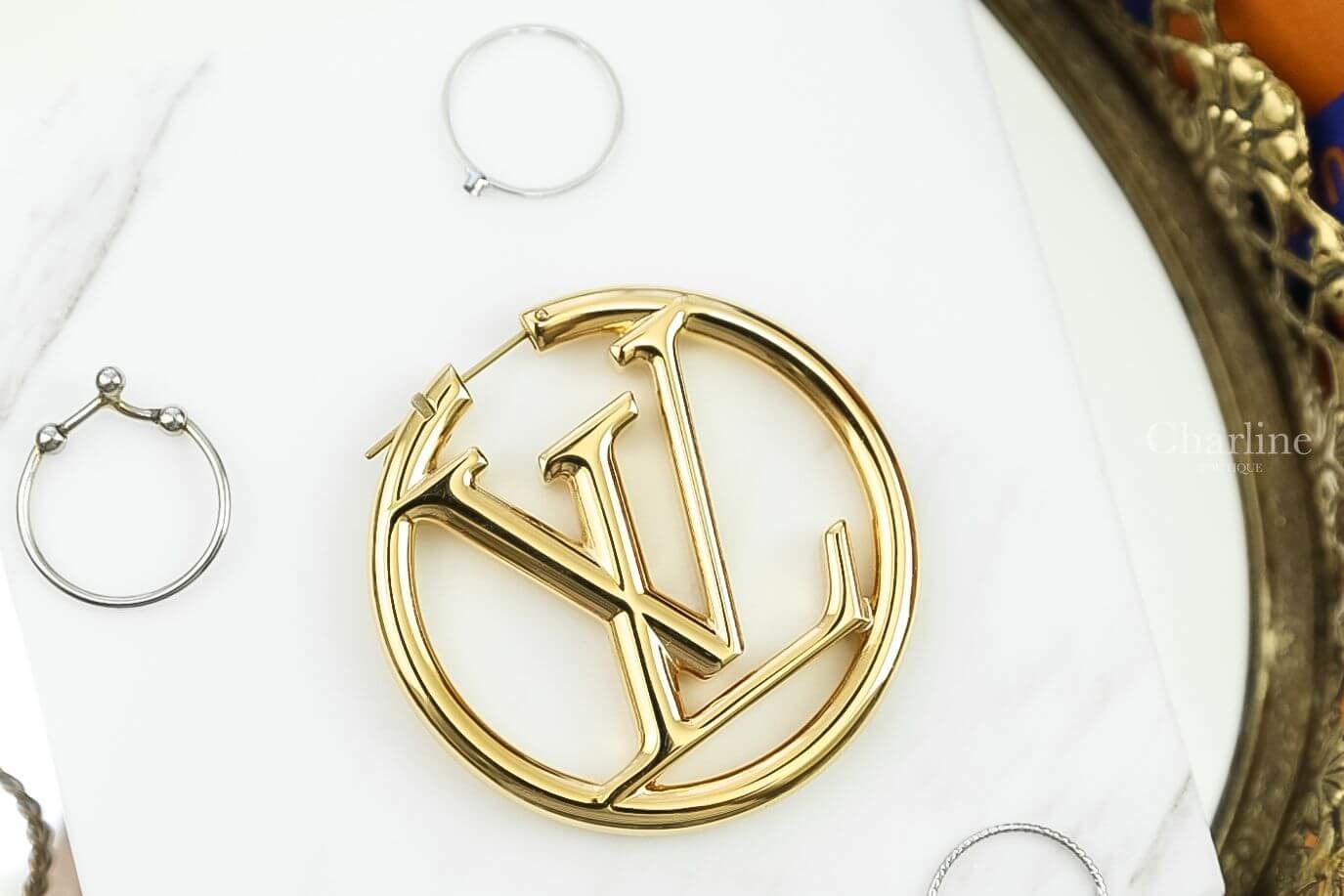 Louis Vuitton Louise Hoop Earrings 金色LV Logo圓圈耳環