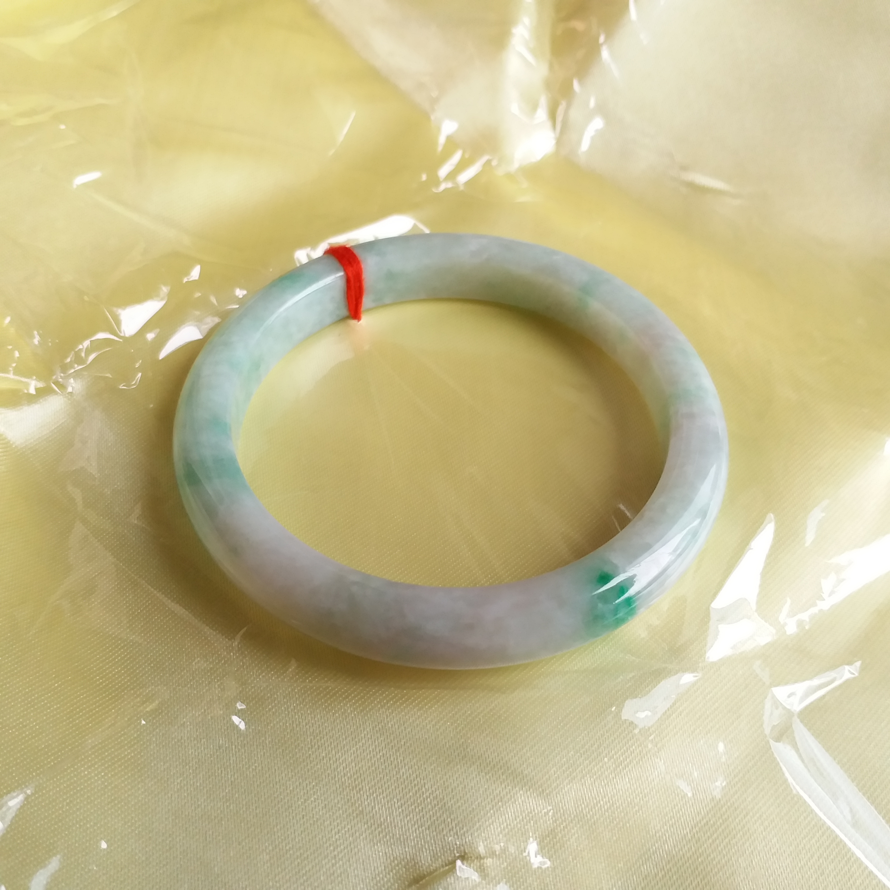 J1252 冰糯飄花幼條玉鐲 52.3mm (1.39)