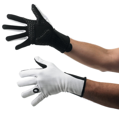 assos 851