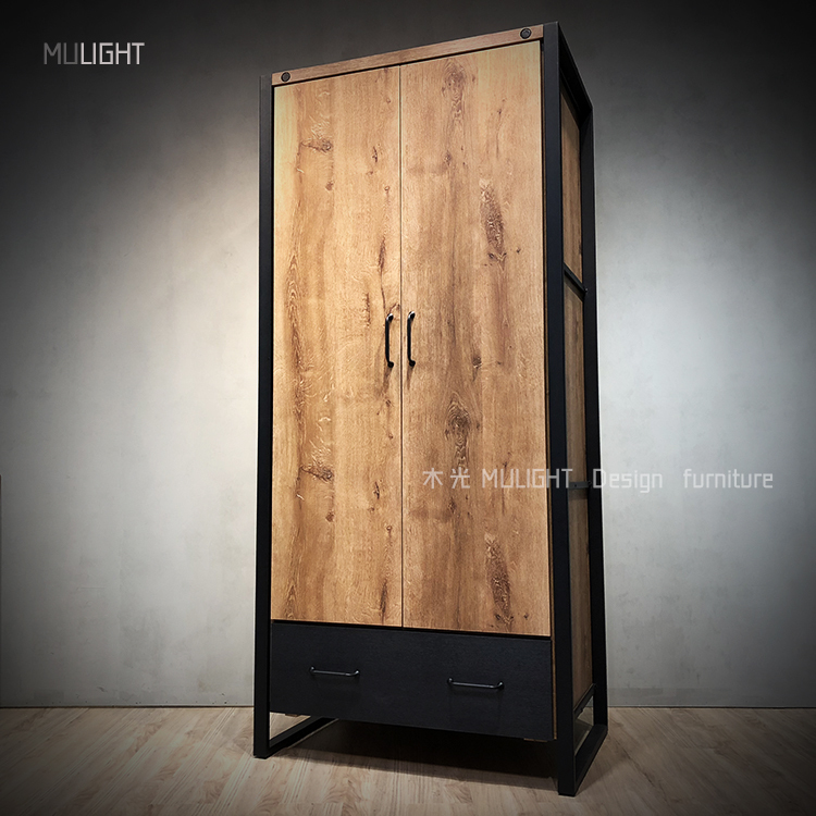MUKO-細緻仿真木紋鐵藝衣櫃