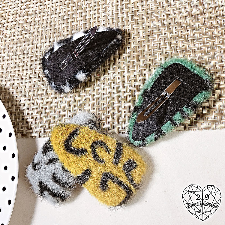 豹紋毛毛逼波夾