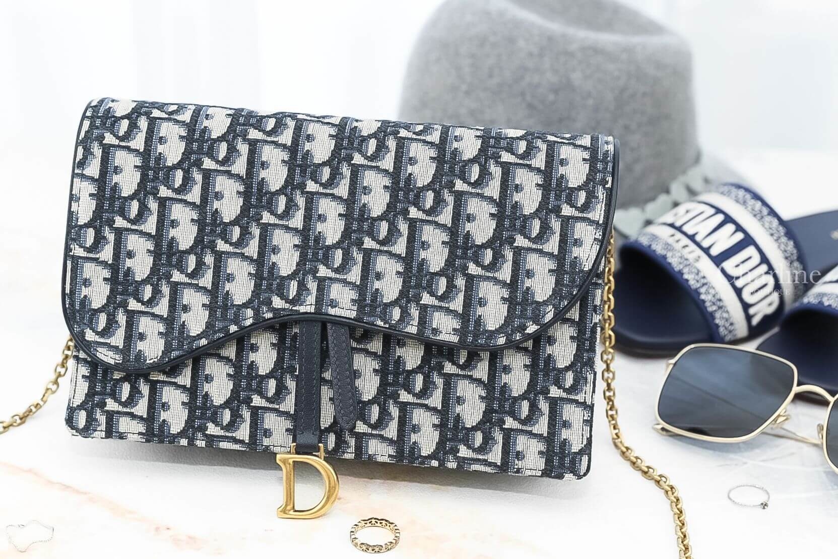 Dior Saddle Pouch 深藍色復古牛皮帆布馬鞍鍊帶肩背包-Charline Boutique 精品代購