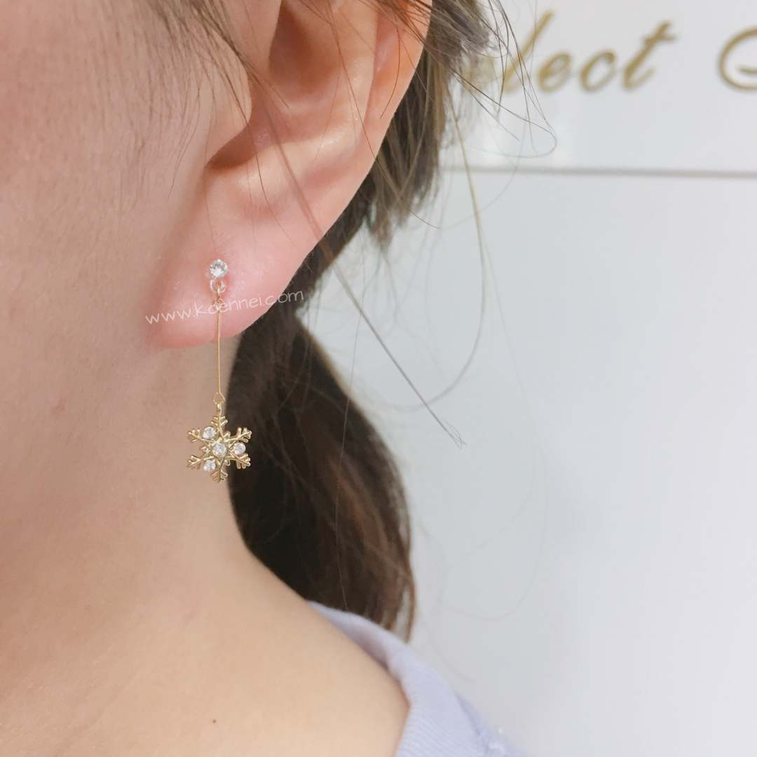 [網站限定優惠][日本制] 垂吊雪花耳環