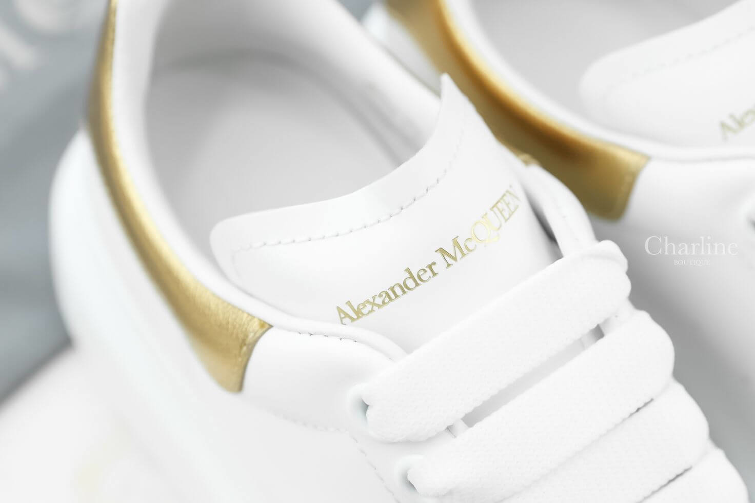 Alexander McQueen Oversize Sneaker 白色金色小牛皮運動鞋