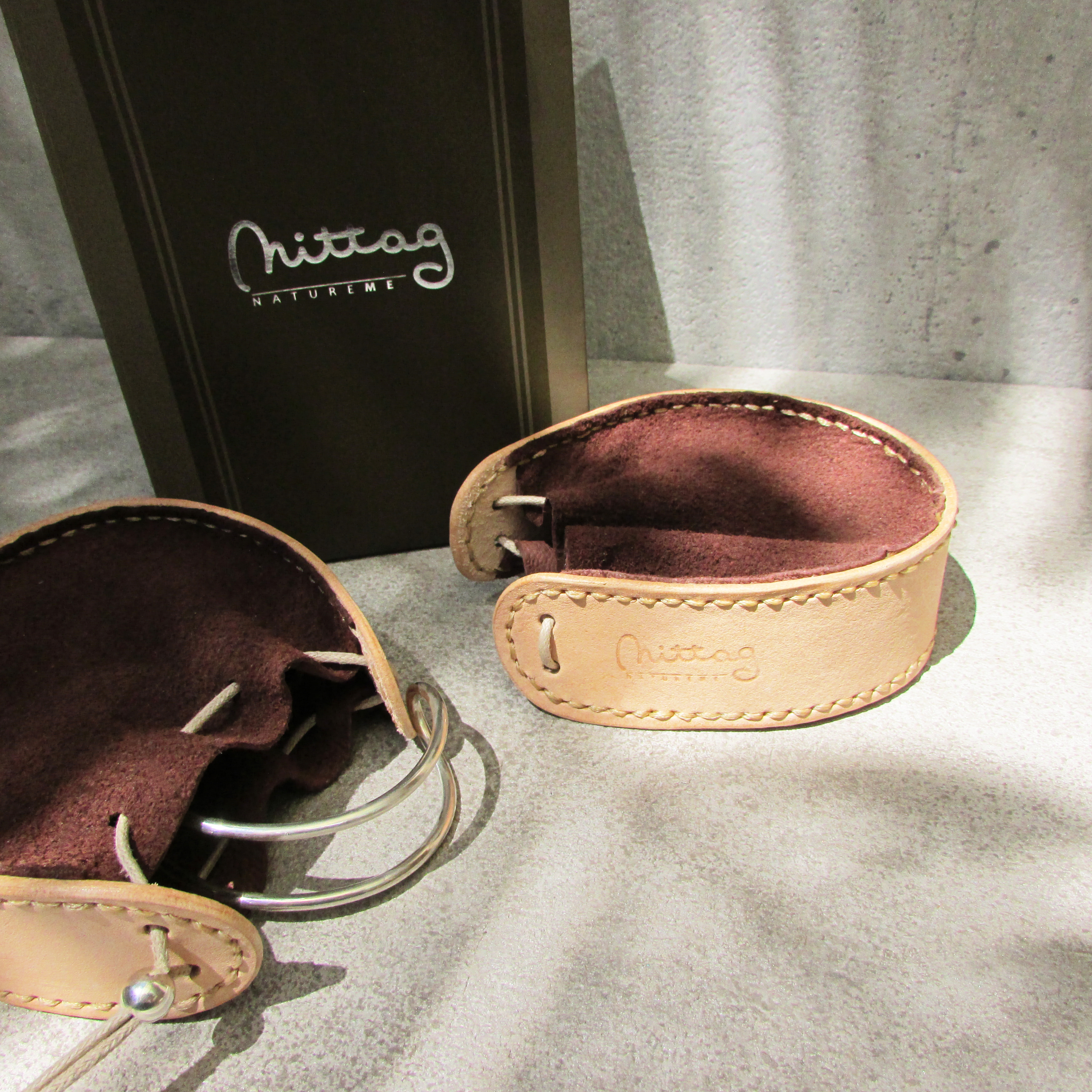 mittag銀飾的真皮皮套包裝用於手環商品