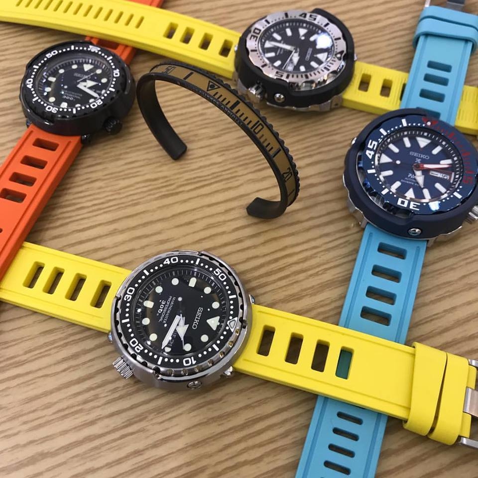 萬年鐘錶 - ISO frane 義大利製造 防水橡膠錶帶 多色可選 黑色 / 藍色 / 寶石綠色 / 黃色 / 橘色 / 咖啡色  22MM/24MM