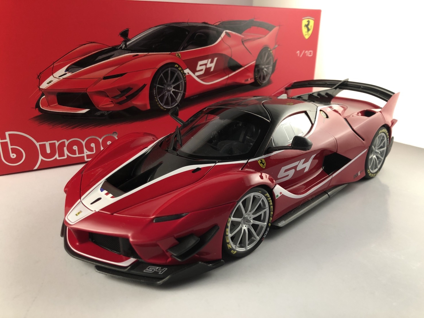 Bburago Ferrari Fxxk EVO #54 SIGNATURE SERIES 1/18