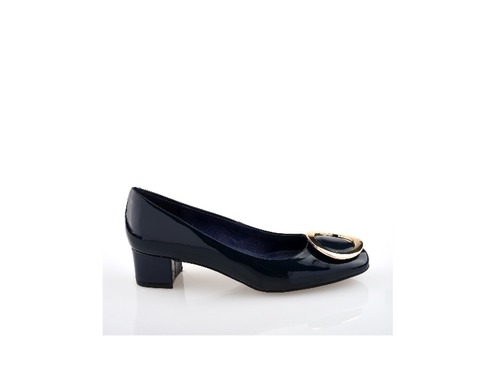 navy mid heel pumps