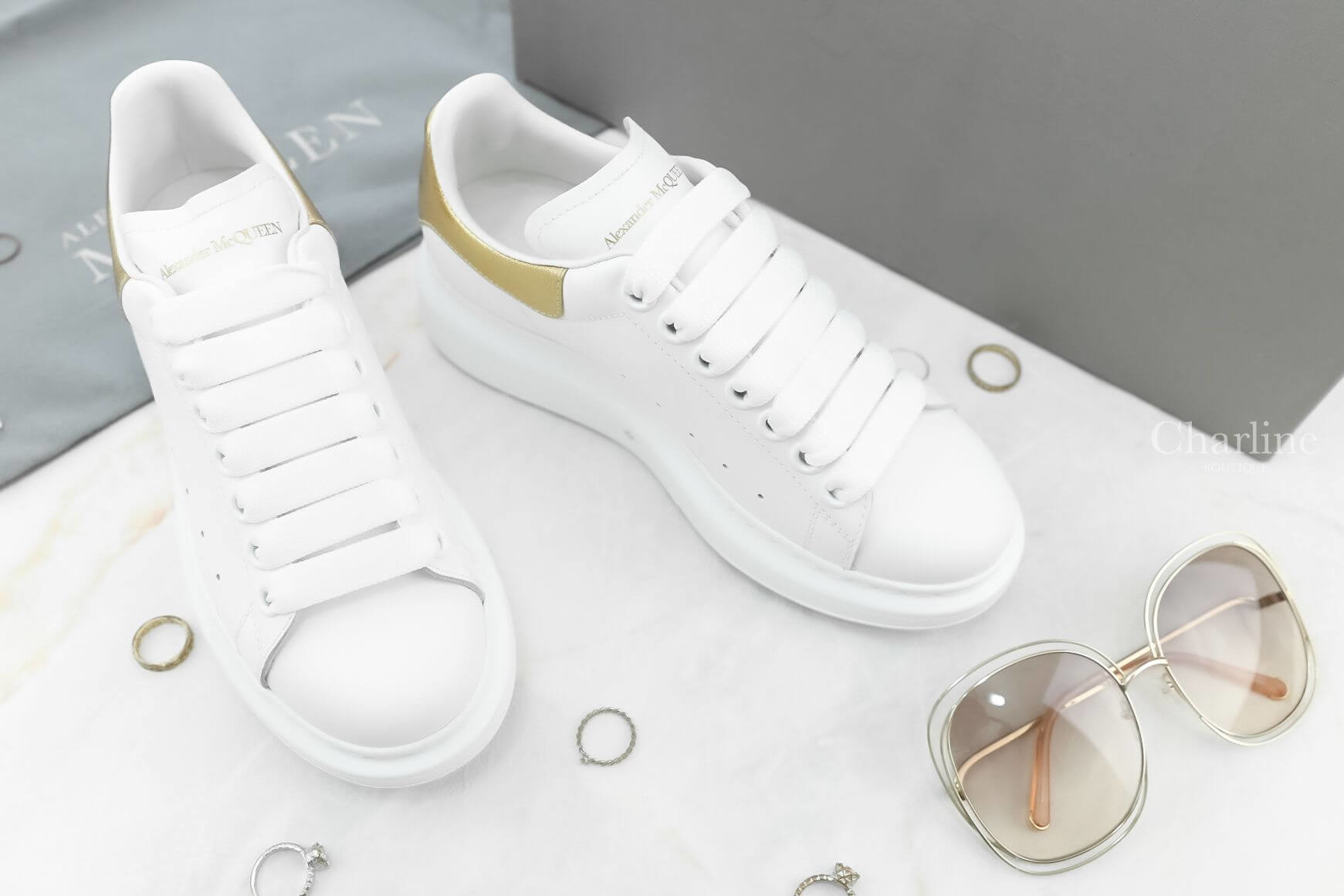 Alexander McQueen Oversize Sneaker 白色金色小牛皮運動鞋