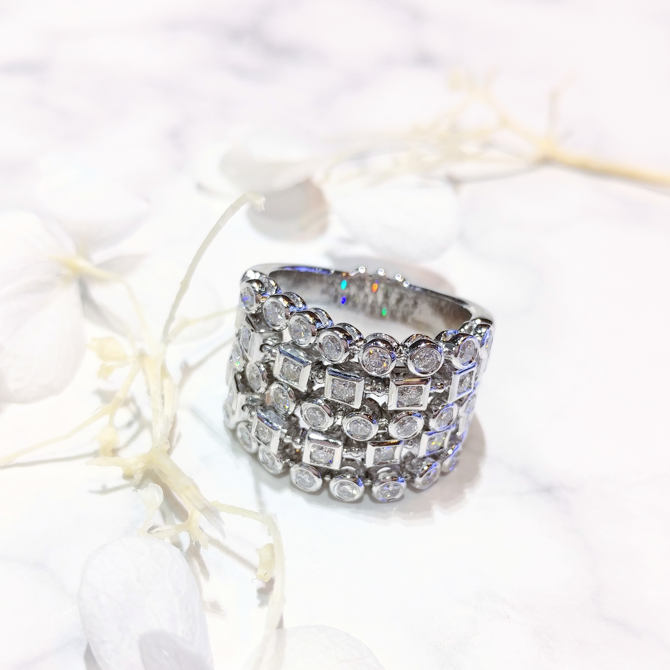 18K White Gold 0.98ct Diamond Ring