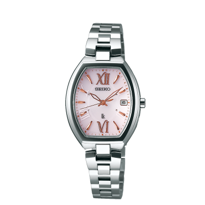 萬年鐘錶 - SEIKO 日本精工錶 LUKIA 系列 展望未來 此時此刻 太陽能電波腕錶 櫻花粉酒桶型女錶  SSQW025J / 1B22-0BY0P  錶徑 25.6MM