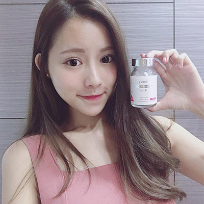 小潔_Mina：奢光錠明顯改善膚況，也不容易曬黑！