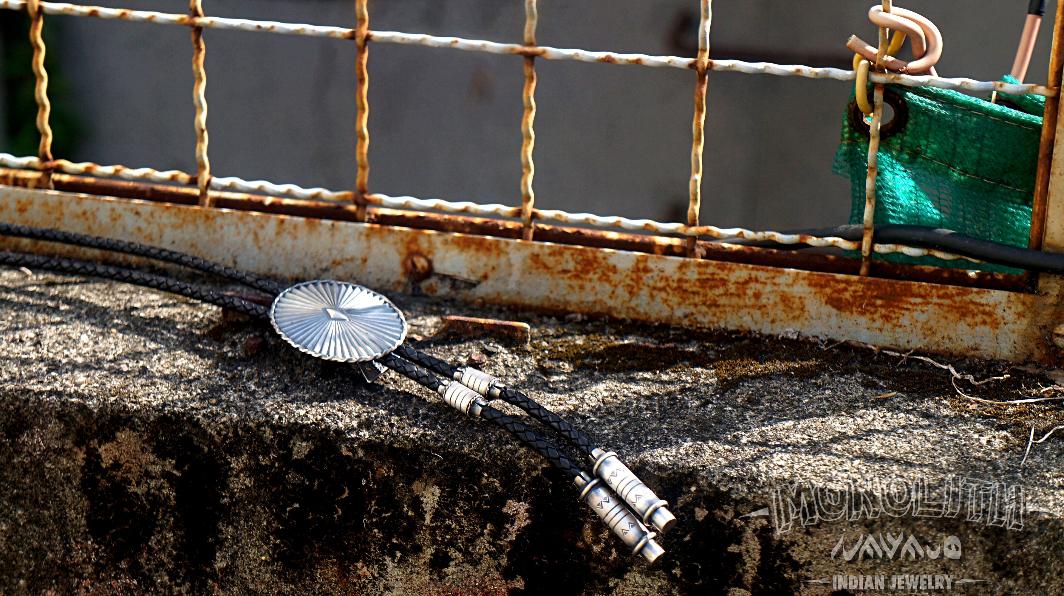 Sunburst  打印舊化 【 Bolo Tie 】