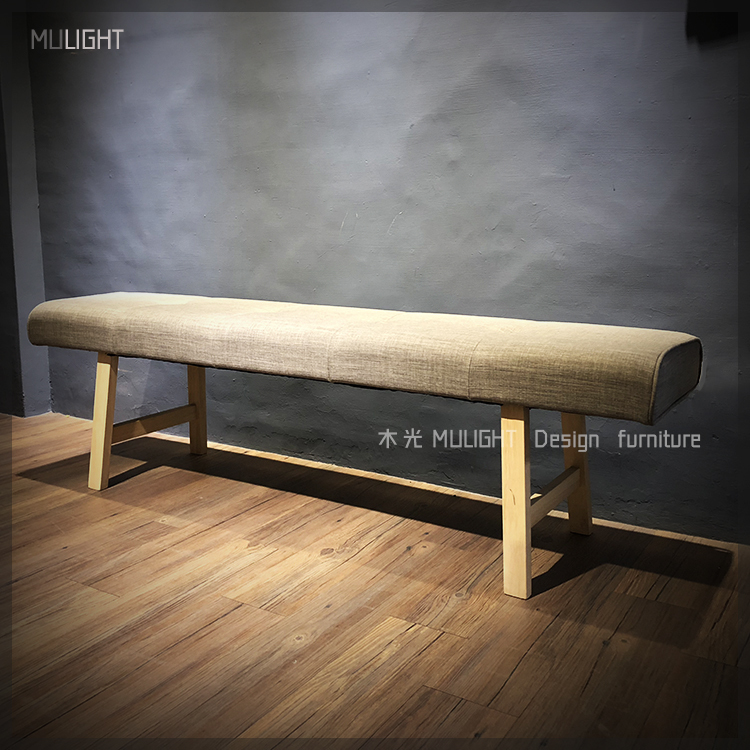 北歐淺灰布面實木長凳