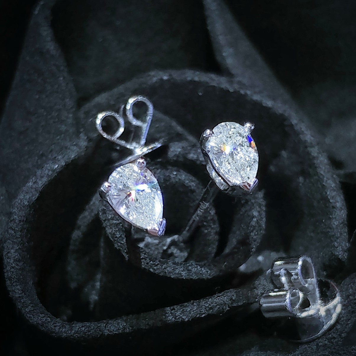 全新18K白金【主石29份鑽石】耳環