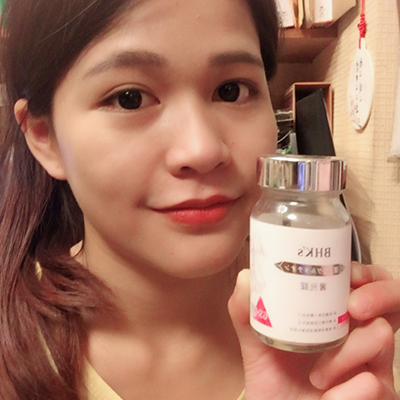 學生族 小雯：奢光錠能夠美白，也比較不容易曬黑！