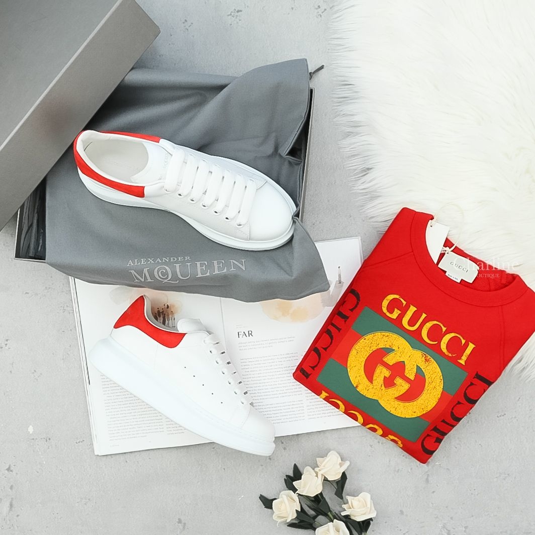 Alexander McQueen Oversize Sneaker 白色亮紅麂皮小牛皮運動鞋-Charline Boutique 精品代購