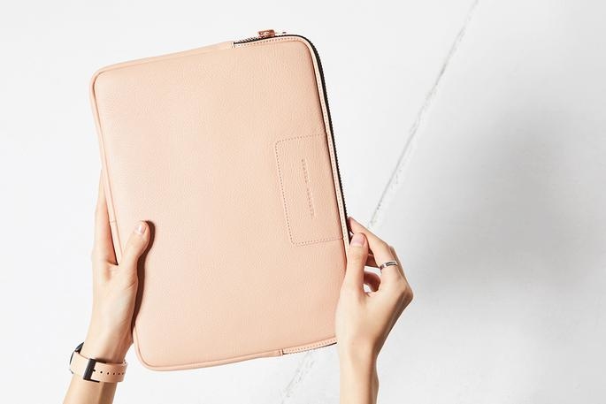 BEFORE I LEAVE 13吋筆電套 / 粉色