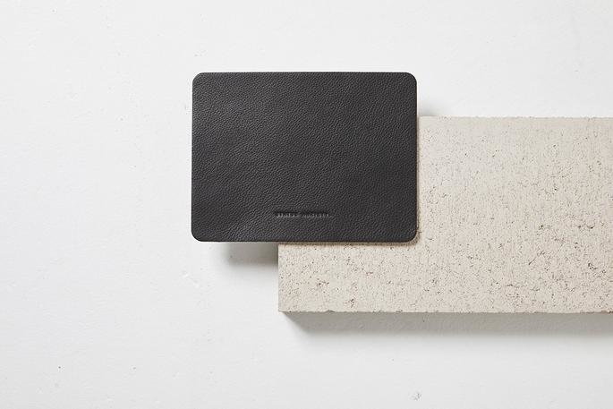 OF SOUND MIND 滑鼠墊 / 黒色