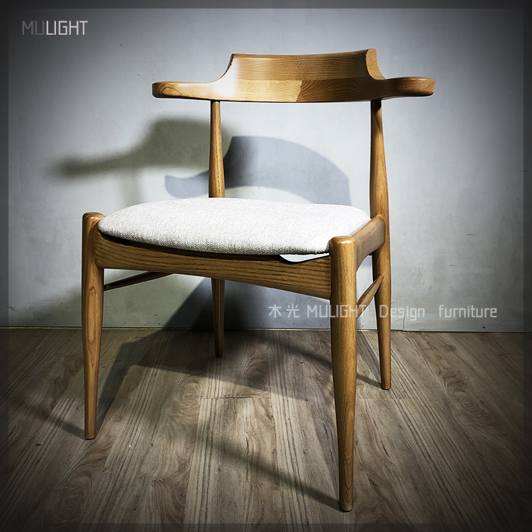 限時優惠-Ash牛角造型貓抓皮餐椅(僅此一張)