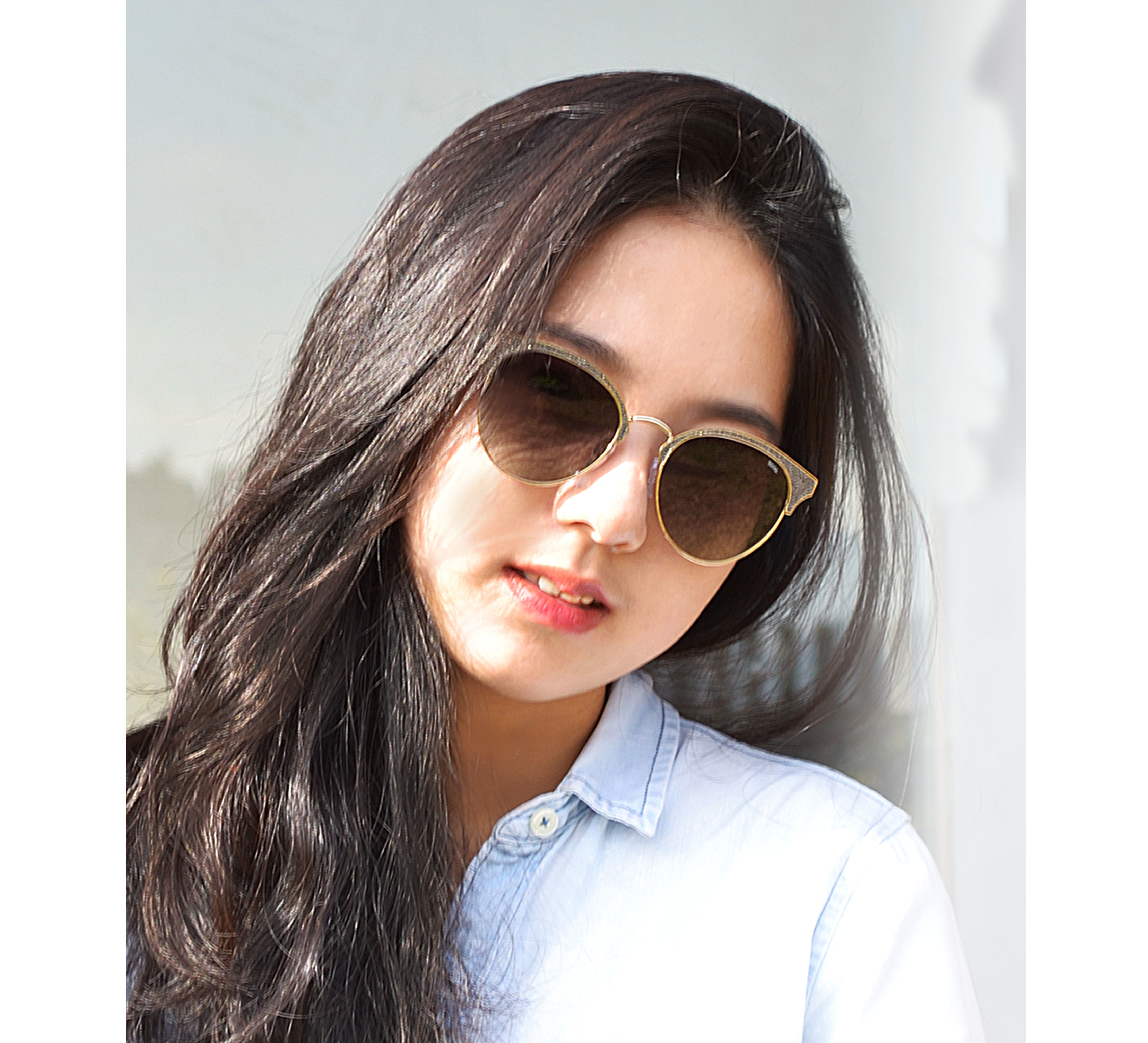 【INVU】瑞士磨砂金邊時尚偏光太陽眼鏡(金)B1918C