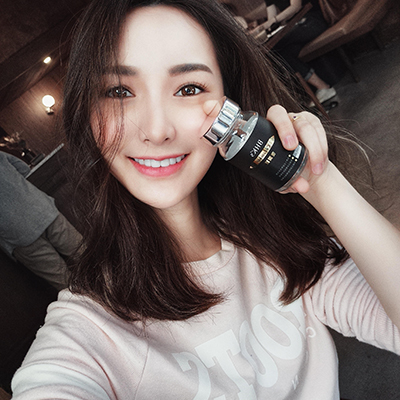 Catalina：BHK's奢潤錠讓我肌膚狀況更好了，還可以撫平細紋