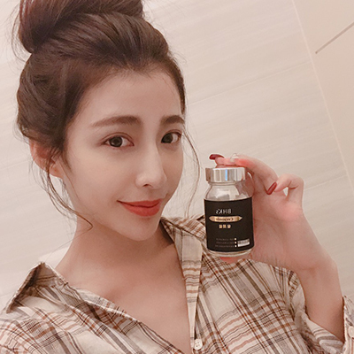 Fairy 雨䕕：BHK's奢潤錠讓我小細紋變淺了，素顏氣色更好