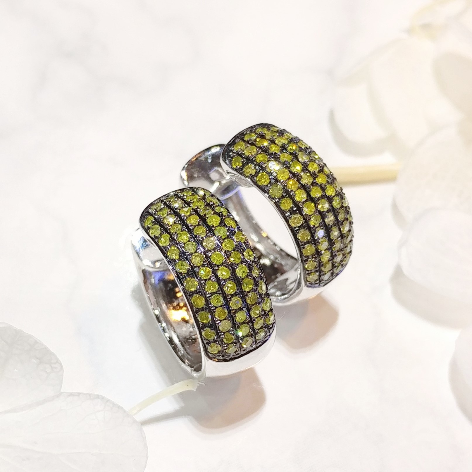 14K Gold 0.65ct Diamond Hoop Earrings