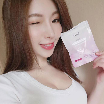 Elena 娜娜：BHK's 白高顆 真的有感覺胸型更好看，皮膚更彈嫩