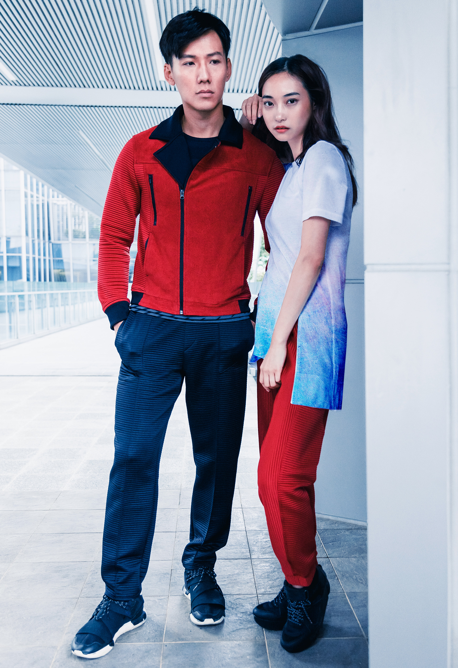 《2019情人節》 LARMURE同色系情侶穿搭提案，讓你放閃也可以很時尚！＃紅色系情侶穿搭