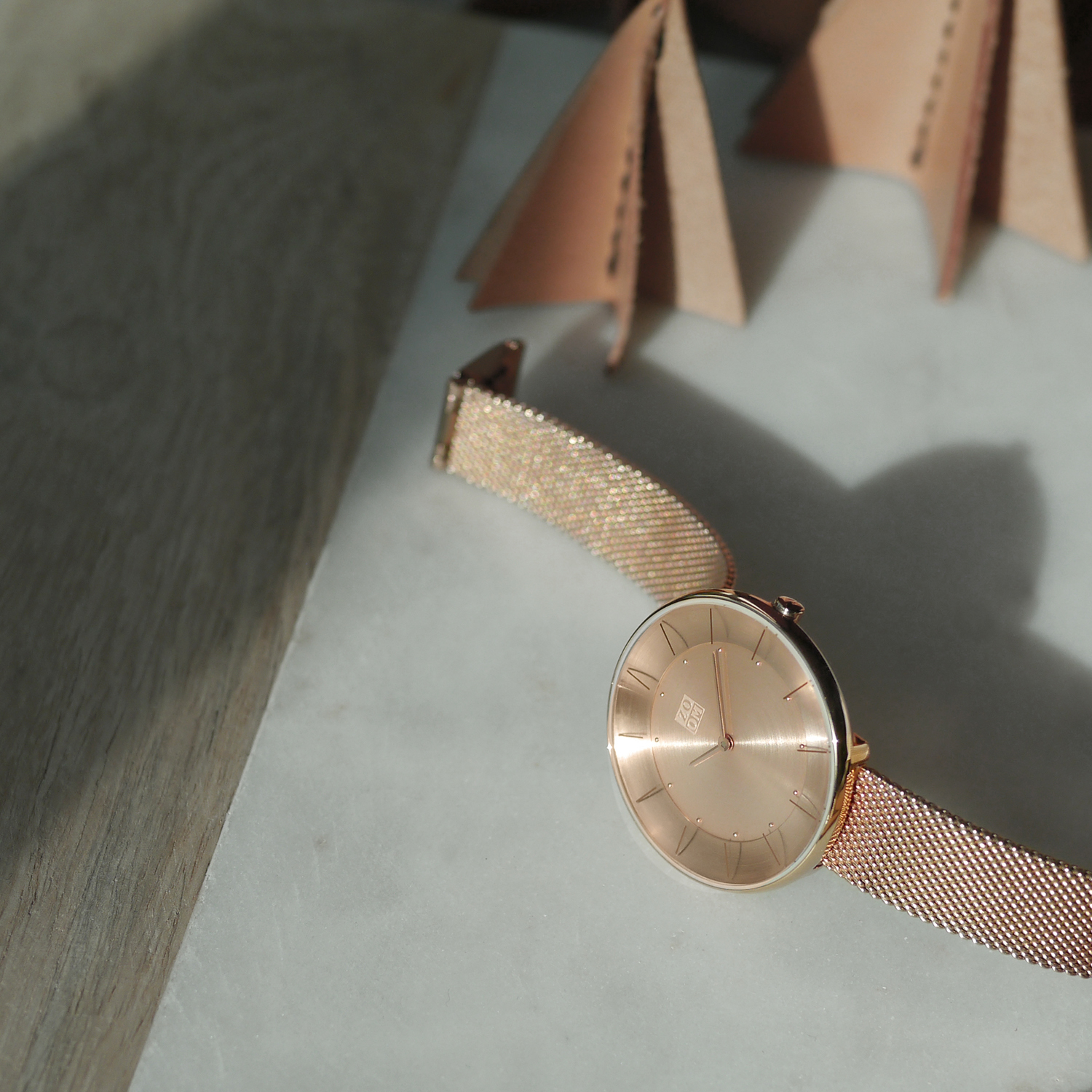 FLOATING 3867 漂浮者米蘭女錶