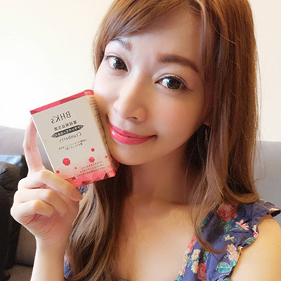 小瑾~Angela：BHK's蔓越莓益生菌一天一粒超方便，而且幾乎沒什麼熱量呢！