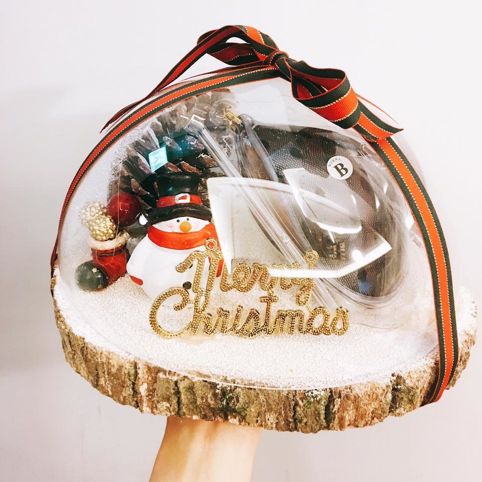 nubra隱形胸罩,夜海珍珠,NuBra,絕世好波,無痕,隱形,集中,豐胸,女生必備,時尚,newbra,nubra旅行,nubra好穿,好用nubra,nu bra推薦,爆乳,nu bra哪裡買,聖誕節,聖誕穿搭,christmas,隱形內衣