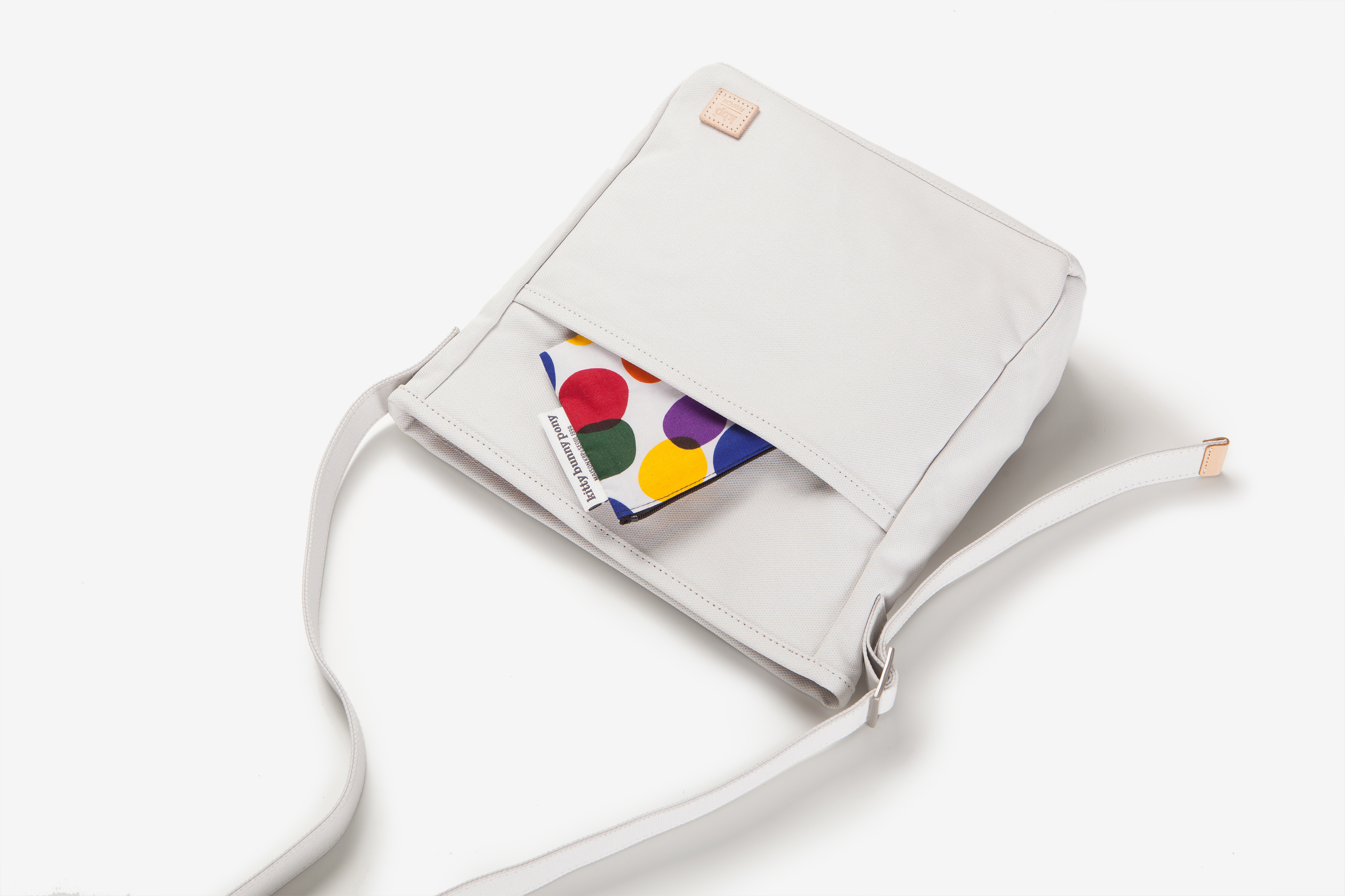 KBP聯名款-UNIVERSE-迷你斜背包-米白-RCR941OW