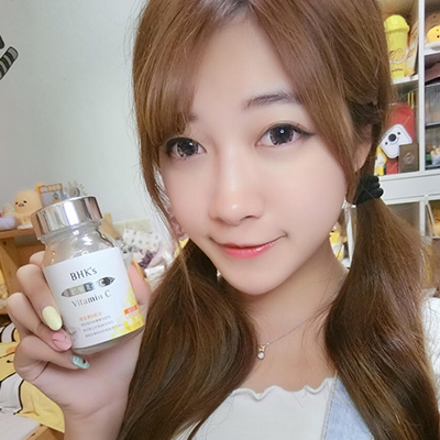 YiChen 辰辰：吃BHK's 光萃維他命C 讓我皮膚變得更亮白，精神狀態真的有變好！
