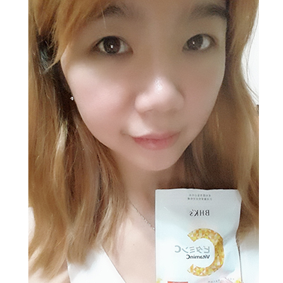 業務專員  小p：吃BHK's 光萃維他命C讓我不化妝也能擁有好氣色！