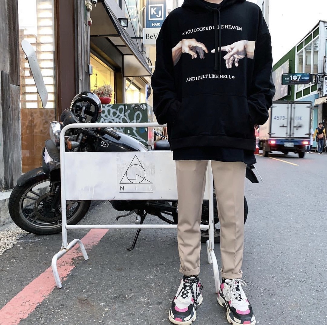 [現貨] 韓國品牌 LESAINT Michelangelo 經典款 創世紀 帽T