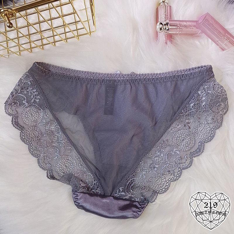 緞面蕾絲內褲