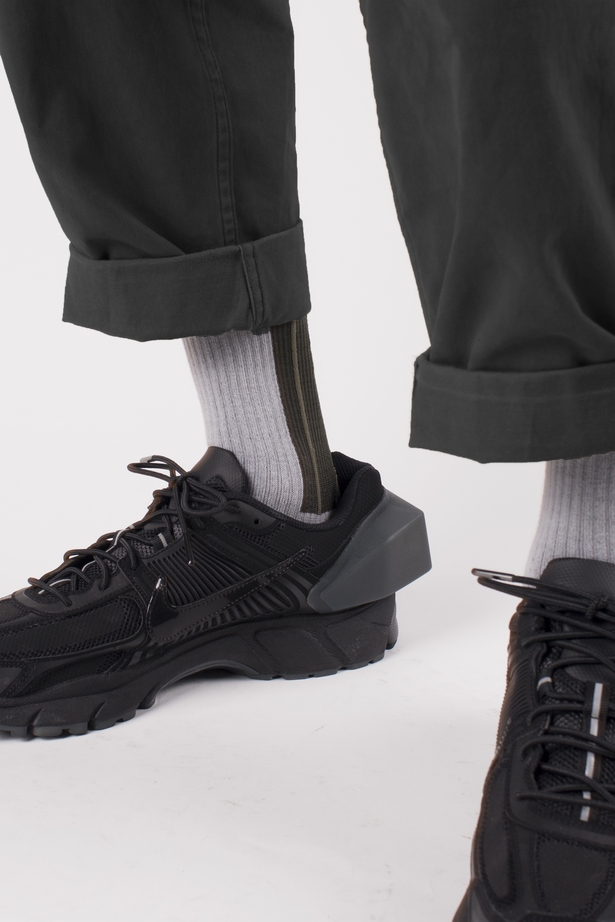 nozzle quiz 2019春季系列LANDING延續街頭元素｜色塊線條 抗菌除臭 機能彈性 機能性