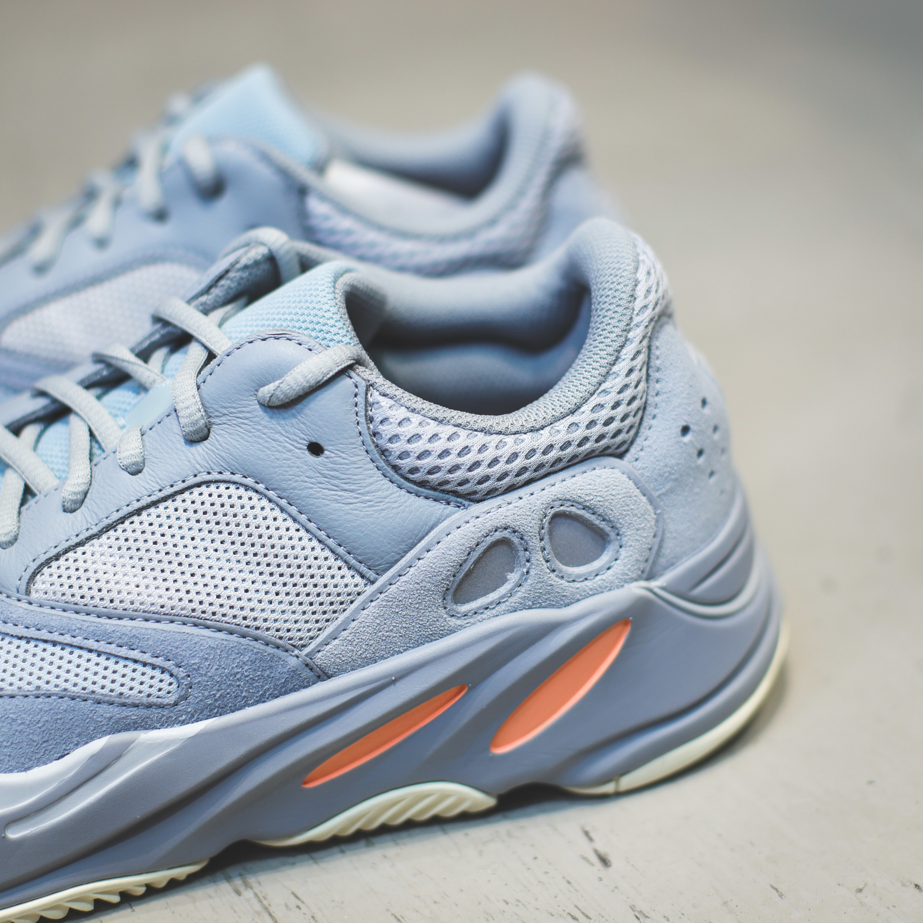 [現貨] YEEZY BOOST 700 INERTIA EG7597