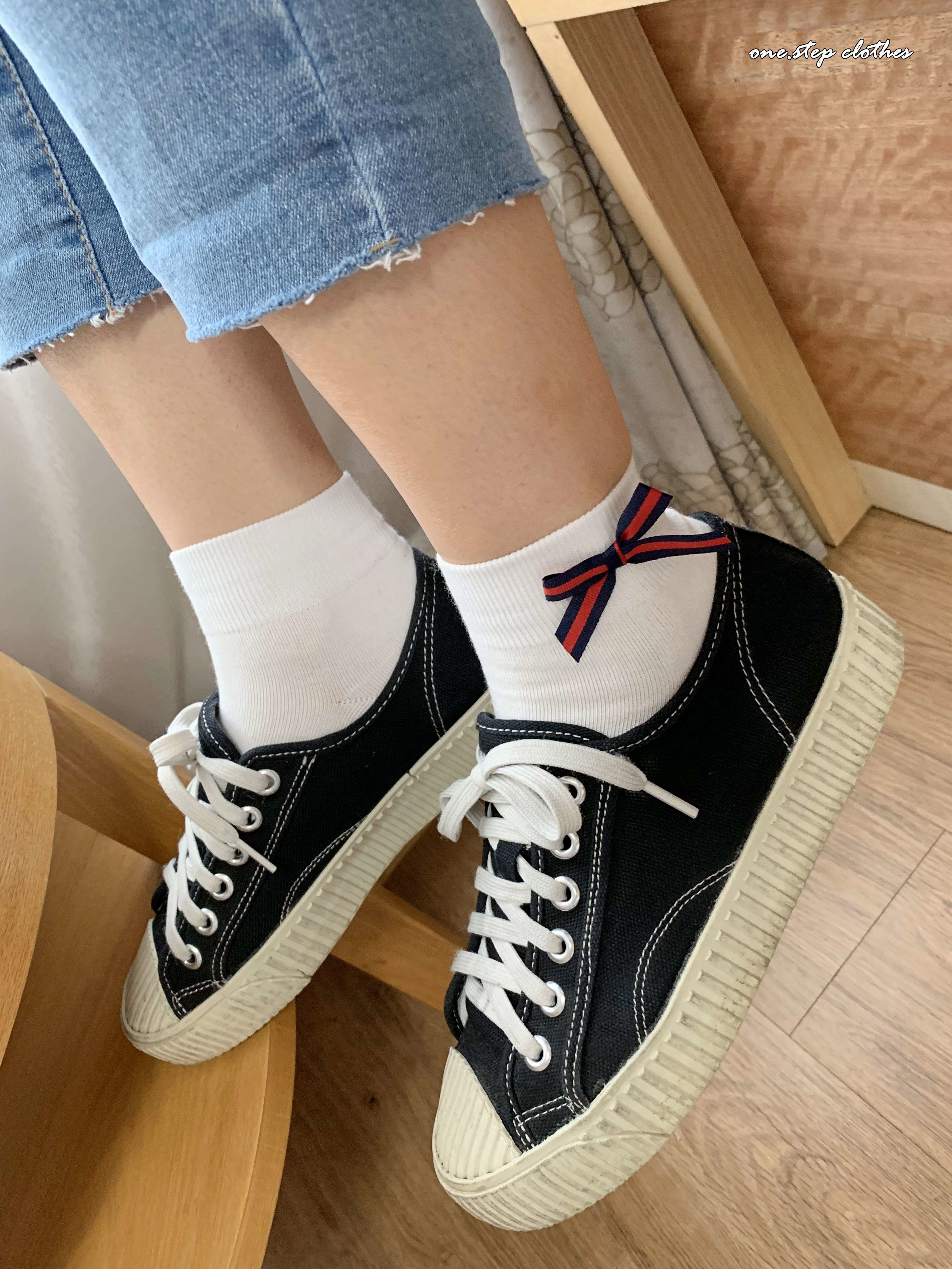 正韓立體緞帶蝴蝶結襪