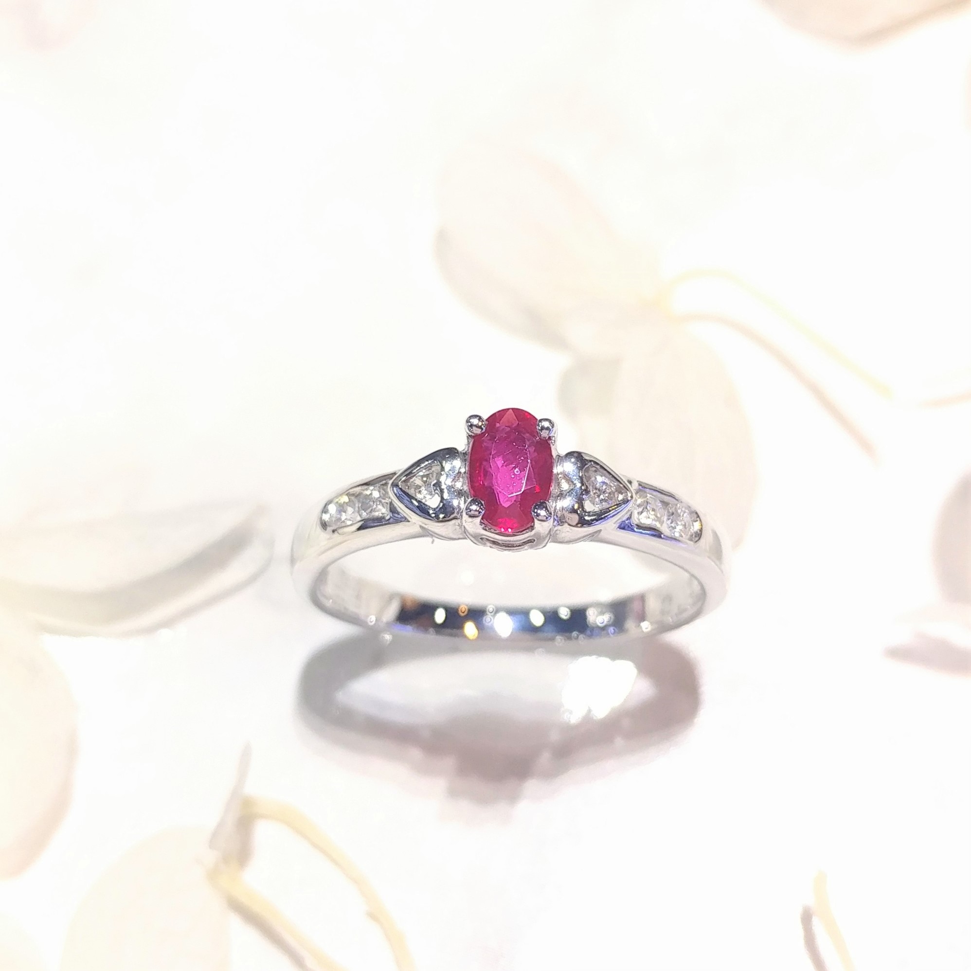 全新18K白金【單粒29份紅寶石】配10份鑽石戒指