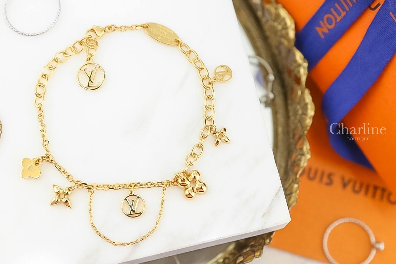 Louis Vuitton Blooming Supple Bracelet 金色LV Logo花卉造型墜飾手鍊