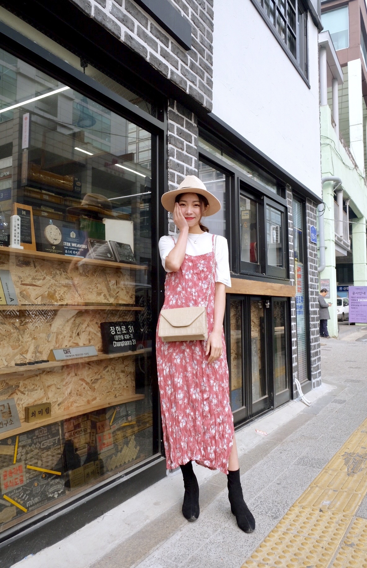 神美戀愛系桃粉碎花細肩洋