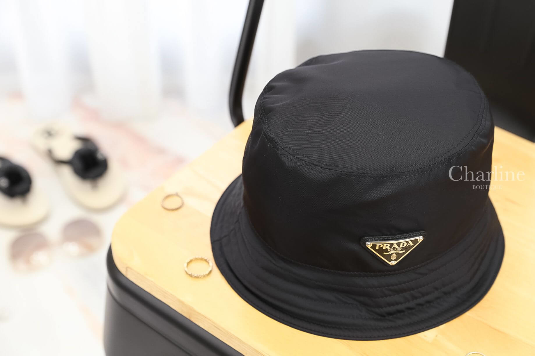 Prada Nylon Cap 黑色三角銀字Logo尼龍漁夫帽-Charline Boutique 精品代購