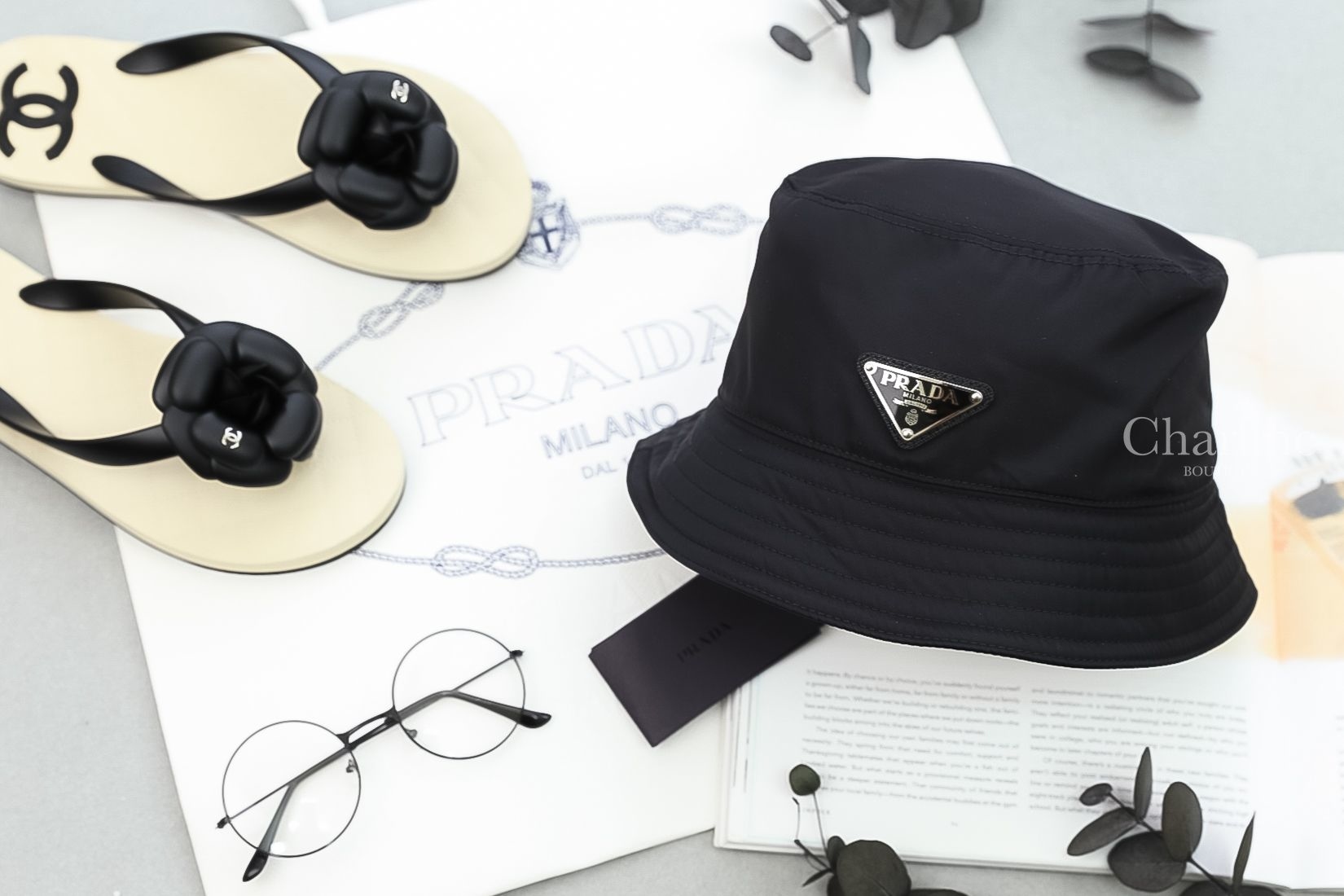Prada Nylon Cap 黑色三角銀字Logo尼龍漁夫帽-Charline Boutique 精品代購