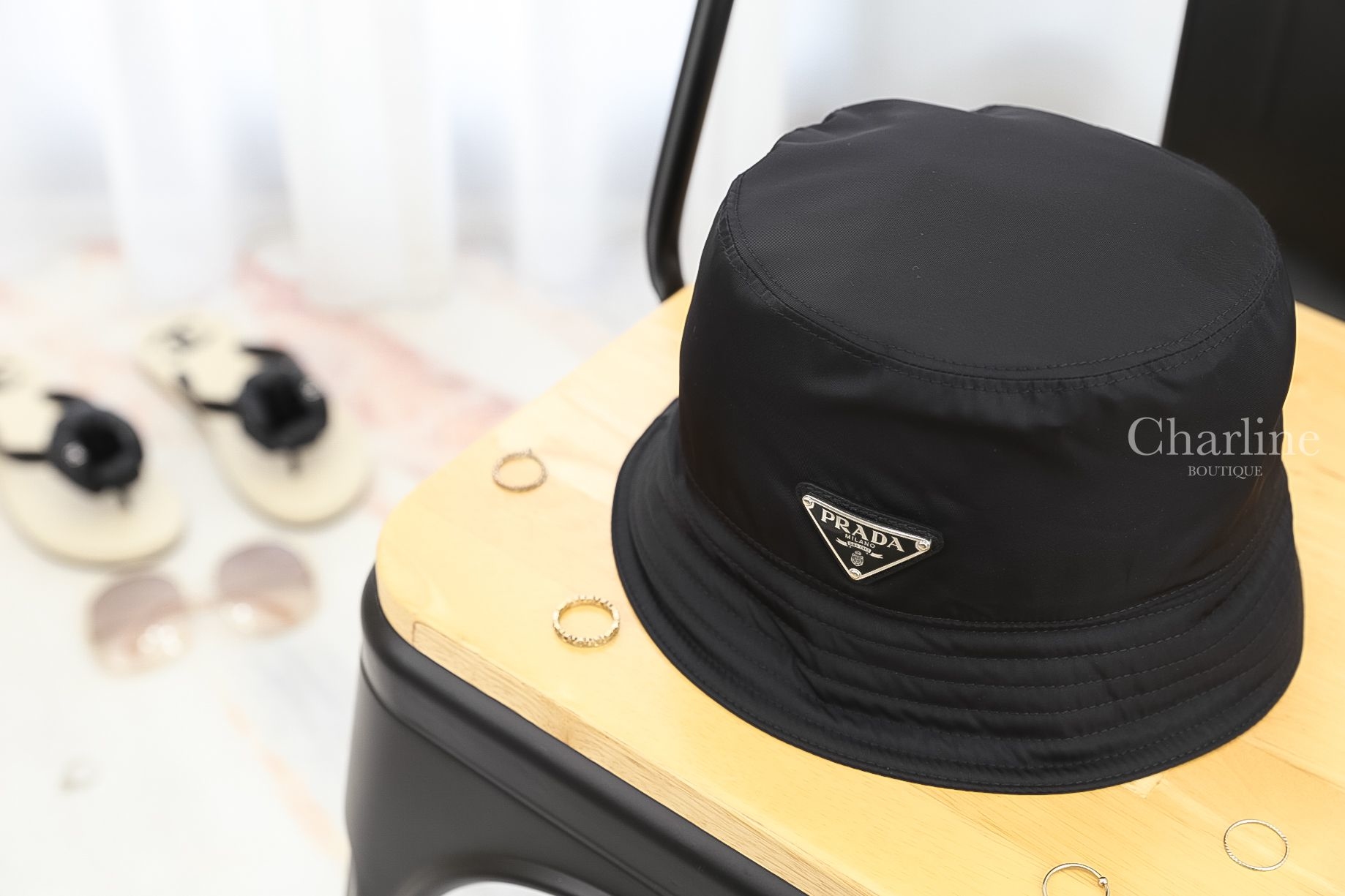 Prada Nylon Cap 黑色三角銀字Logo尼龍漁夫帽