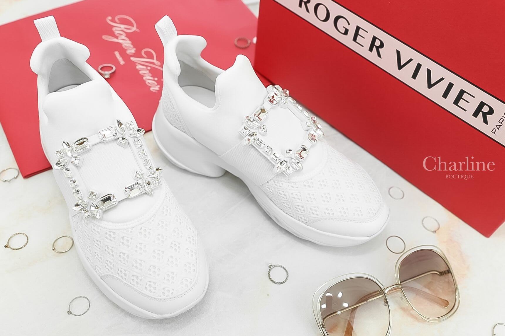 Roger Vivier Viv' Run Strass Buckle Sneakers In Technical Fabrics 白色水晶方釦太空棉運動鞋-Charline Boutique 精品代購