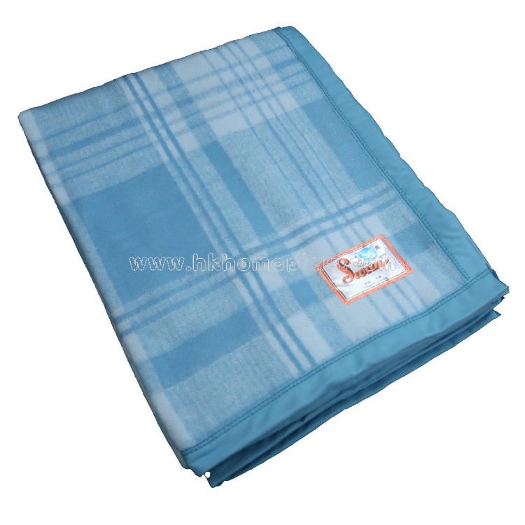 天鵝牌: 5磅 70"X90" 天鵝絨毛毯