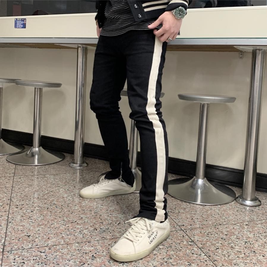 韓國 側白線織帶黑色拉鍊牛仔褲